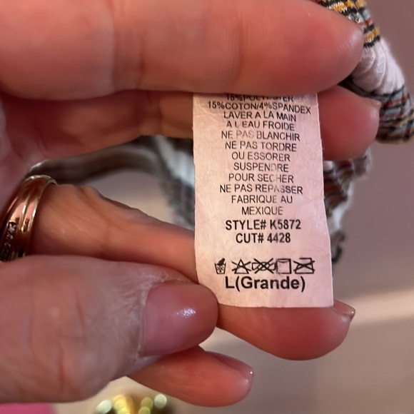 Large Kimi Kay juniors top - Picture 4 of 4